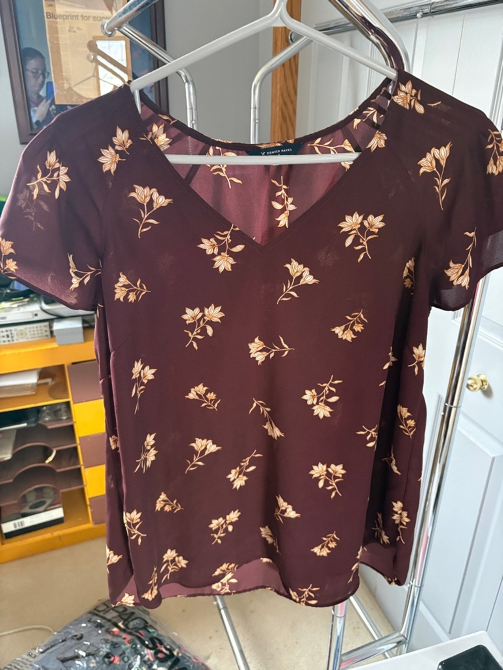 Denver Hayes Burgundy Floral Short-Sleeve Blouse